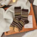 Vintage Fair Isle wool socks for women, cozy winter warm thick diamond pattern crew socks. - One Size / Retro Coffee