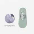Green yoga socks for women non-slip silicone fitness pilates anti-skid breathable - One Size / Emerald Green