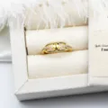 Eleganter goldener mikroverkrusteter geometrischer Ring für DIY-Perlen, verstellbar - Hohl-Stil / 7mm Leere Schale / Gold