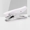 Mini handhechtmachine voor kantoor schoolbriefpapier lichtgewicht draagbare witte binder - Wit