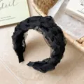 Diadema ancha trenzada de malla negra elegante para crear un efecto de volumen natural - Negro
