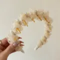 Eleganter Haarreif aus cremefarbenem Organza mit Kristallperlen und bernsteinfarbenem Kamm - Gebrochenes Weiß