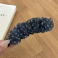 Pince à cheveux banane élégante en tulle à pois bleu marine pour accessoire de queue de cheval - Noir à Pois