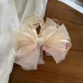 Eleganter Haarklammer im koreanischen Stil mit floraler Netzschleife und Perlenmitte - Beige