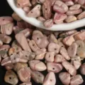 Irregular pink natural crystal stone loose beads for DIY handmade jewelry bracelets making. - 5-8mm / Style 3