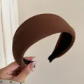 Diadema acolchada ancha minimalista en marrón café para peinado alto - Caramelo
