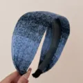Wide knitted gradient headband in blue and grey marl texture for women's hair accessory - Blue