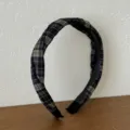Serre-tête torsadé à carreaux vert et noir de style vintage pour femme, confort optimal - Style Tressé à Carreaux Vert et Bleu