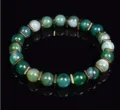 Bracelet de perles en pierre d'agate verte avec des entretoises carrees dorees style yoga - Vert