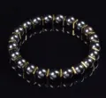 Hämatit-Perlen und goldene Abstandsperlen Armband, stilvoller Modeschmuck für den Alltag. - Dunkelgrau