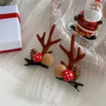 Coppia di fermagli per capelli corna di renna marroni con decoro natalizio a fungo - Decorazione Pigna Paio / Caffè