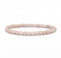 4mm Naturstein Perlen Armband minimalistischer Stil zarter Quarz Edelstein Schmuck Detailansicht - Hellrosa
