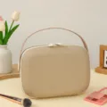 Élégante trousse de maquillage rigide en EVA beige avec poignée de rangement voyage - Sans Plaque / Lait d'Abricot