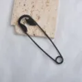 Minimalistische große schwarz lackierte Sicherheitsnadel-Haarnadel für kreatives Styling - Großer Nadelstil (Schwarz) / Schwarz