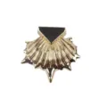 Broche de mode dorée en forme de coquille avec triangle noir pour décoration de manteau - Or