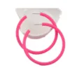 Großaufnahme matter neonpinker großer Kreolen im markanten Retro-Design-Stil - Pflaumenrot