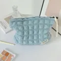 Trousse de maquillage nuage bleu clair matelassée, pochette de rangement portable pour voyage. - Bleu brume matinale