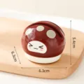 Affila coltelli a ventosa a fungo carino, strumento da cucina compatto, rosso e bianco. - Rosso