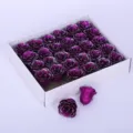 Set van paarse glitter kunstmatige rozenkoppen voor DIY huwelijksboeket geschenkdoos decor. - 30 Stuks Verpakking / Donkerpaarse bloemen met zilveren rand, 30 stuks