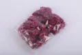 Testine di rose glitterate magenta sfuse, perfette per bouquet fai da te e decorazioni nuziali. - Rosso rosa