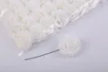Weiße PE Schaumstoff Rosen künstliche Blumen mit Stiel für Hochzeitsstrauß Dekoration Pack. - Reinweiß