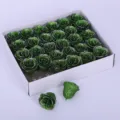 Mooie groene glitter kunstmatige rozenkoppen voor boeket DIY en geschenkdoos decoratie. - 30 Stuks Verpakking / Groene bloemen met zilveren rand, 30 stuks