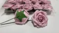Rosa PE Schaumstoff Rosenkoepfe mit Farbverlauf fuer DIY Hochzeitsboegen und Handarbeit Blumen. - Gefärbtes helles Pinkviolett
