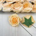PE Schaumstoff Rosen Bluetenverlauf gelb kuenstliche Blumen fuer Hochzeit Bogen Strauss Dekor - Gefärbtes Cremegelb