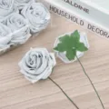 Fiori di rose in schiuma artificiale teste di rose grigie con steli per confezione regalo - Azzurro