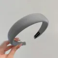 Diadema minimalista elegante de esponja acolchada gris para peinado de las mujeres - Gris