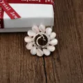 Elegante Pfauen-Brosche mit Katzenaugenstein und funkelnden Kristallen für Damen - Pfau Stil (04)
