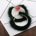 Elegantes pendientes de aro dorados de gran tamaño envueltos en piel de visón verde oscuro - Estilo Redondo Geométrico Grande Europeo (180901) / Verde