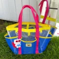 Dopamine colorblock mesh beach bag, large capacity travel tote and swim bag for women. - With Doll Pendant - Waterproof / Blue