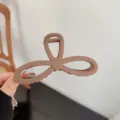 Große matte braune Haarklammer in Schleifenform für dickes Haar eleganter Haarclip - Kaffeebraun
