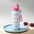 Niedliche edelstahl thermosflasche trinkflasche mit rosa deckel riemen für kinder - 500ml / Rosa