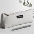Minimalistisches Leinwand Federmäppchen große Kapazität dreieckige Stiftetäschchen - Tanga-Stil / Hellgrau