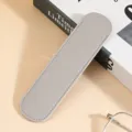 Estuche para boligrafo de cuero PU gris funda protectora minimalista para lapiz - Gris claro