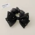 Eleganter schwarzer Organza-Haargummi mit glänzenden Strasssteinen für süßes Styling - Schwarz
