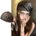 Elegante pañuelo de seda con estampado de leopardo 57cm accesorio vintage multiuso para mujer - Pañuelo Cuadrado Pequeño con Estampado de Leopardo / 57x57cm / Leopardo Café
