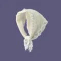 Fascia a triangolo vintage in pizzo crema con ricami floreali e bordi con pompon bianchi - Beige