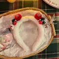 Linda diadema de cuernos de reno de Navidad de felpa blanca con pompones rojos - Diadema de Navidad - Lazo de Pompones (13#) / 1 Pieza