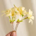 Eleganti forcine per capelli a giglio crema con gocce d'acqua stile Hanfu - 11# Fermaglio per Capelli Fiore Fresco Piccolo / 1 Pezzo / Giallo Pallido (GP600876)