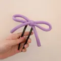 Épingle à cheveux élégante en forme de nœud violet pour des chignons très raffinés - Style de décoration de nœud papillon / Nœud Violet