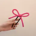 Peigne à cheveux élégant en forme de U avec nœud rose pour chignons et coiffures - Style de décoration de nœud papillon / Nœud Rose Rouge