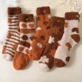 Dicke Korallenfleece-Wadenstrümpfe für Damen in gemütlichen Braun- und Beigemustern - Einheitsgröße (36-42) / 5 Farben gemischt