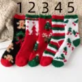 Five styles of warm coral fleece Christmas socks for women, thick fuzzy winter floor socks - One Size / Style 1 (Gingerbread Man and Wreath)