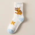 Gemütliche weiße Korallenfleece-Winterschlafsocken mit einem süßen Cartoon-Katzenmuster - Einheitsgröße / Nr. 3 (Weiße Katze Patchwork)