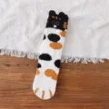Gemütliche Korallenvlies-Katzen-Socken mit süßer Stickerei und Ohren - Einheitsgröße / Schwarzer Punkt