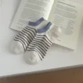 Ademende katoenen bootsokken voor dames met gekleurde strepen en gemêleerd garen detail - Eén maat / Marineblauw