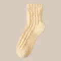 Gemütliche cremeweiße dicke Korallenvlies-Socke für warmen Winter-Heimschlafkomfort - Einheitsgröße / Gansgelb